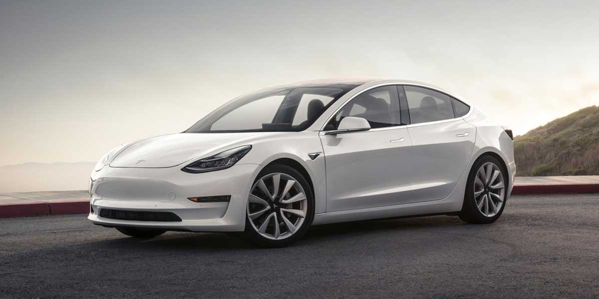 TESLA  Model 3 Standard Range Plus specs