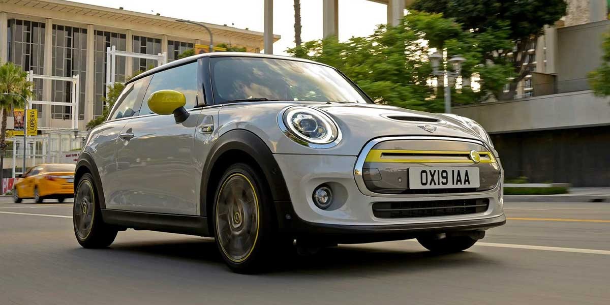 MINI Cooper SE 3