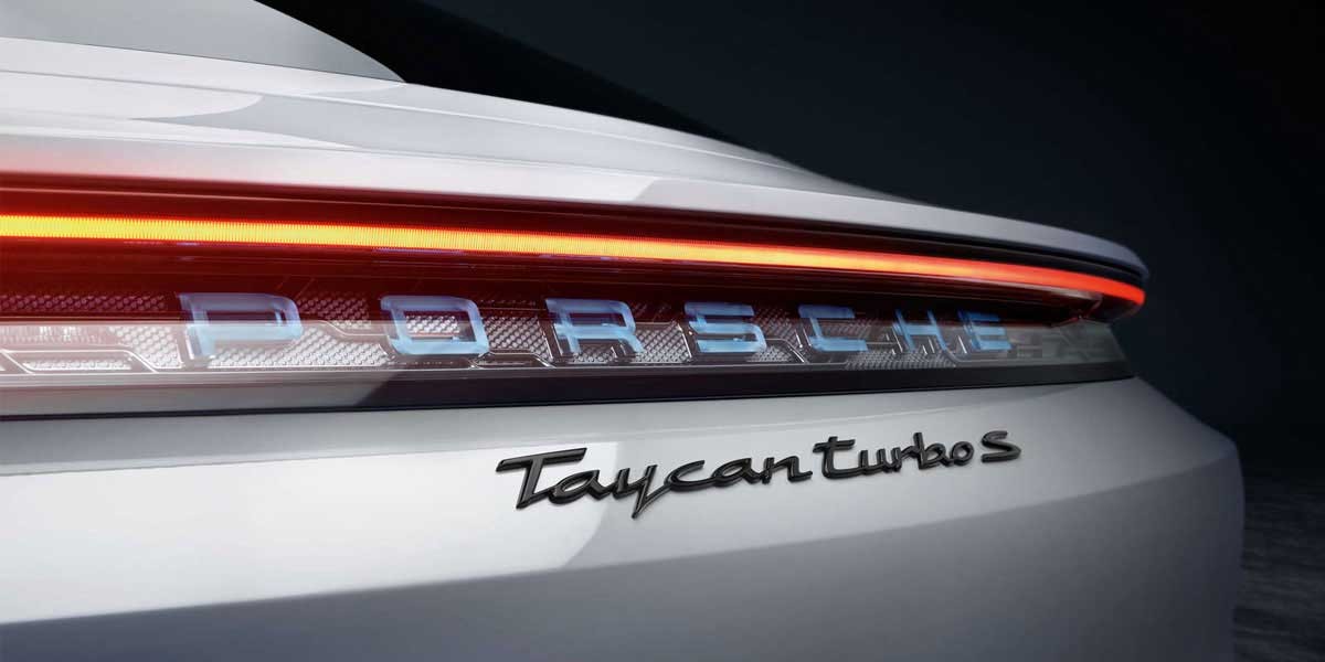 Porsche Taycan Turbo S 6