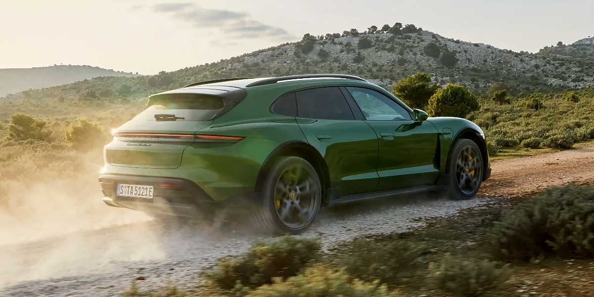 Porsche Taycan Turbo S Cross Turismo 6