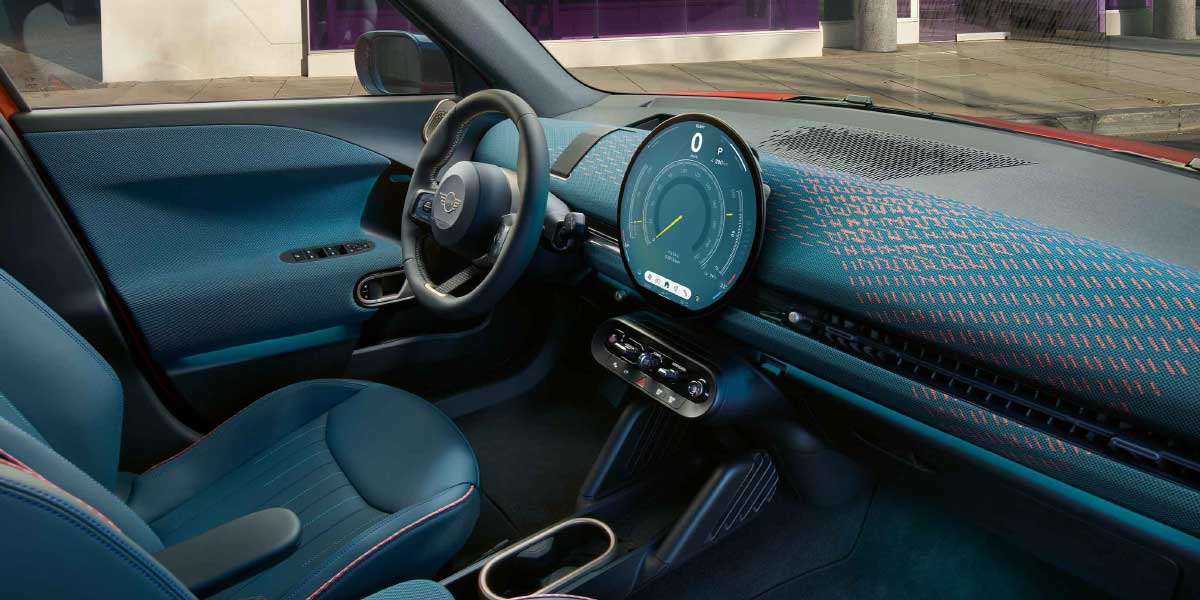 Mini Aceman SE interior