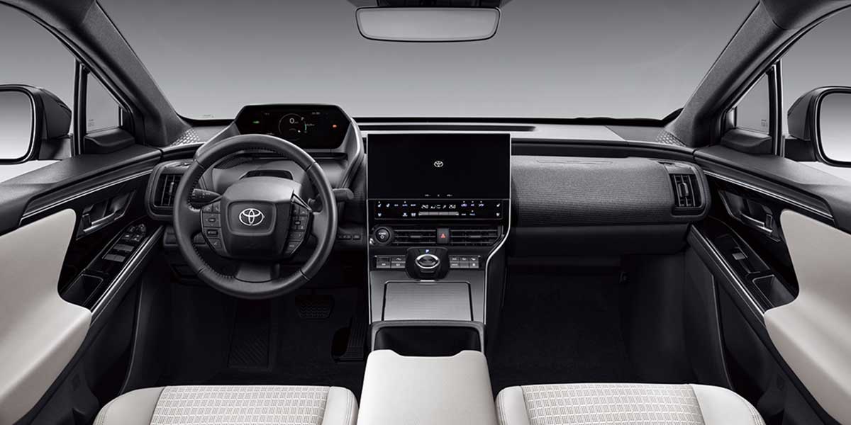 Toyota Bozhi 4X interior