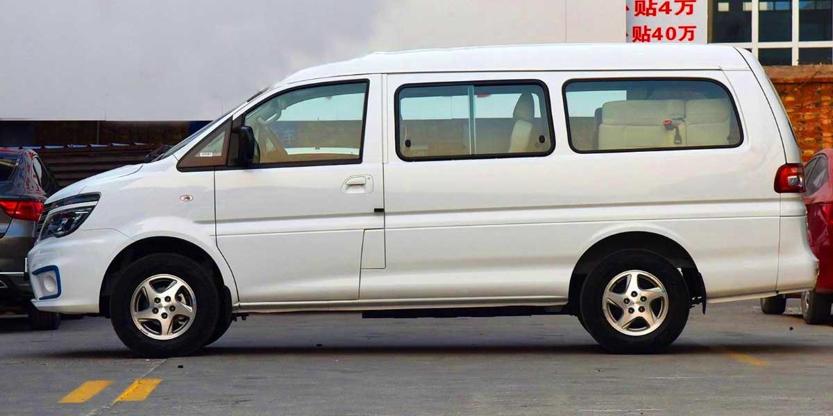 Dongfeng Lingzhi M5EV 1