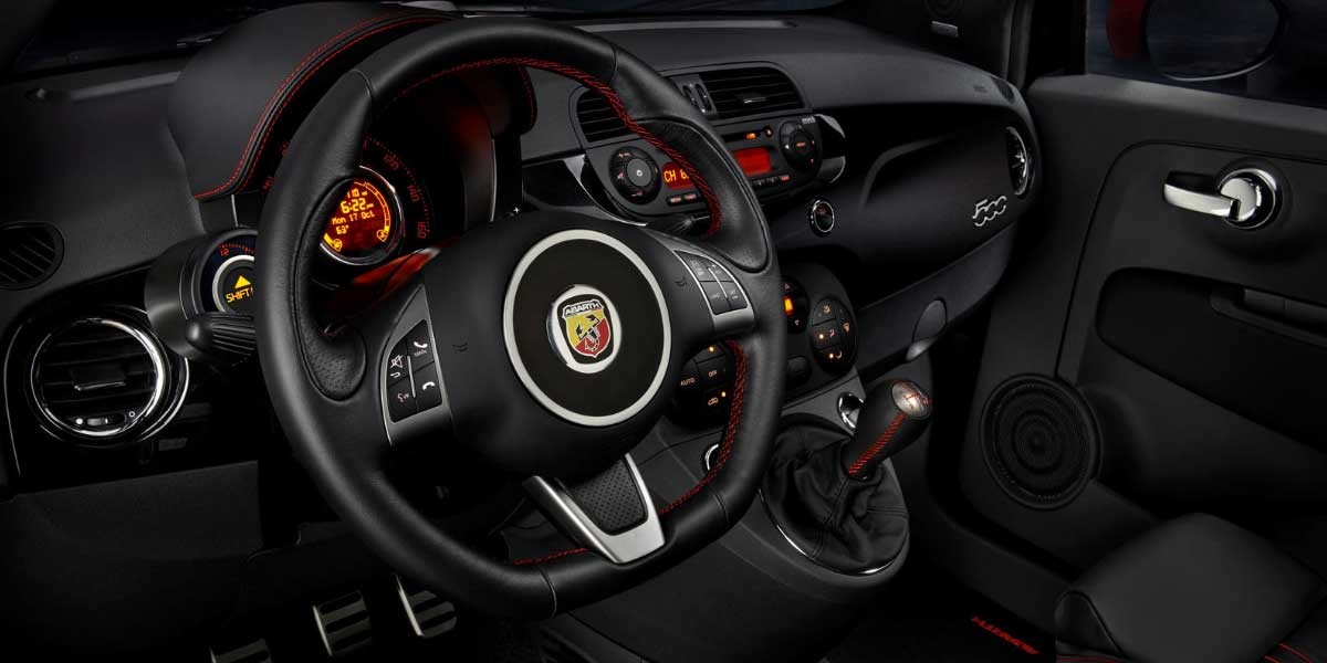 Abarth 500e interior