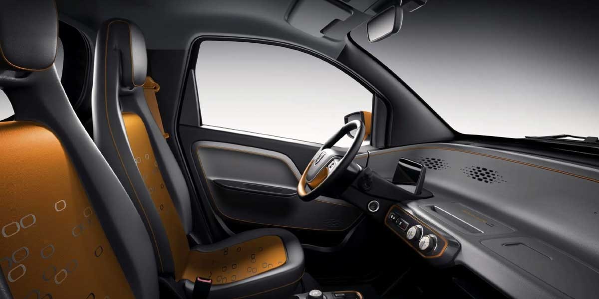 Baojun E100 interior