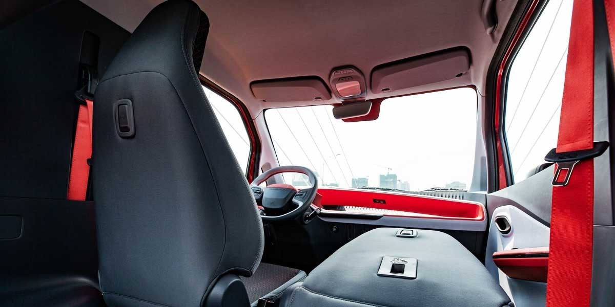 Baojun E200 interior 1