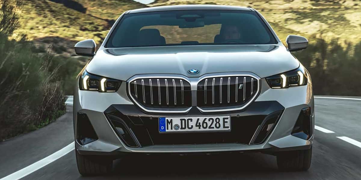 BMW i5 eDrive40 electric