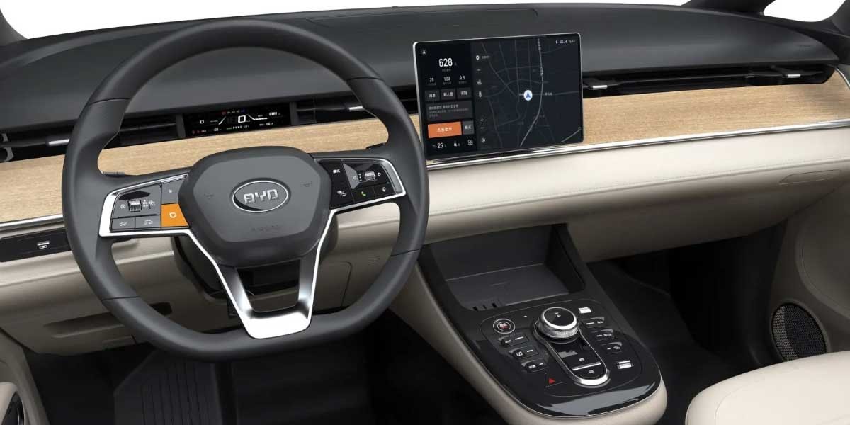 BYD D1 interior