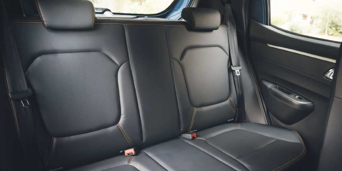 Dacia Spring Extreme interior 1