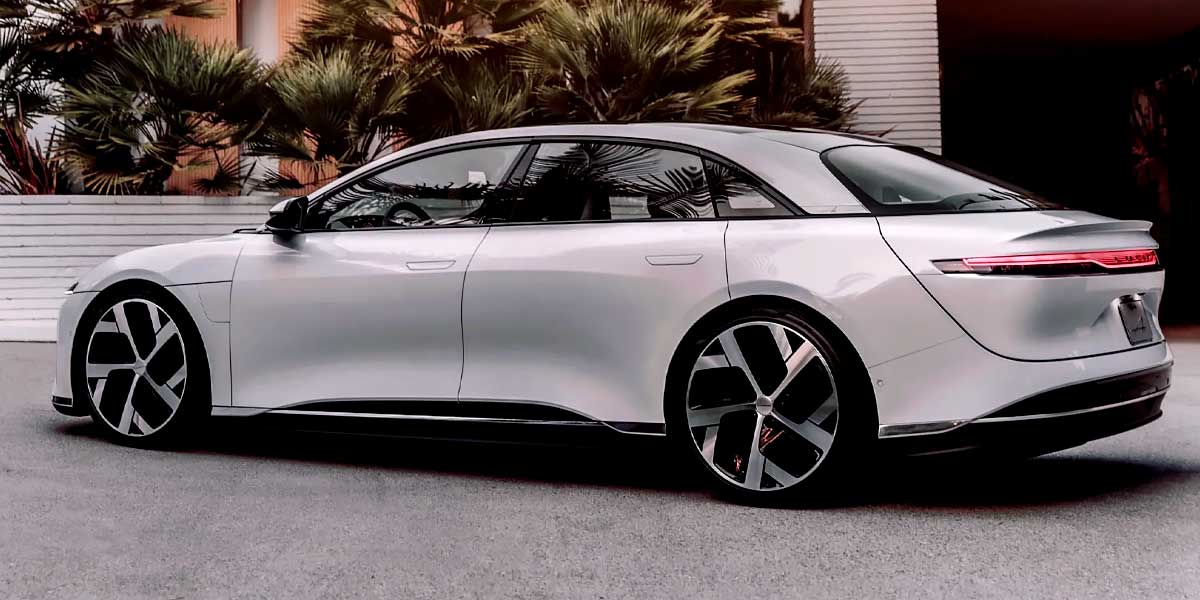 Lucid Air Pure exterior