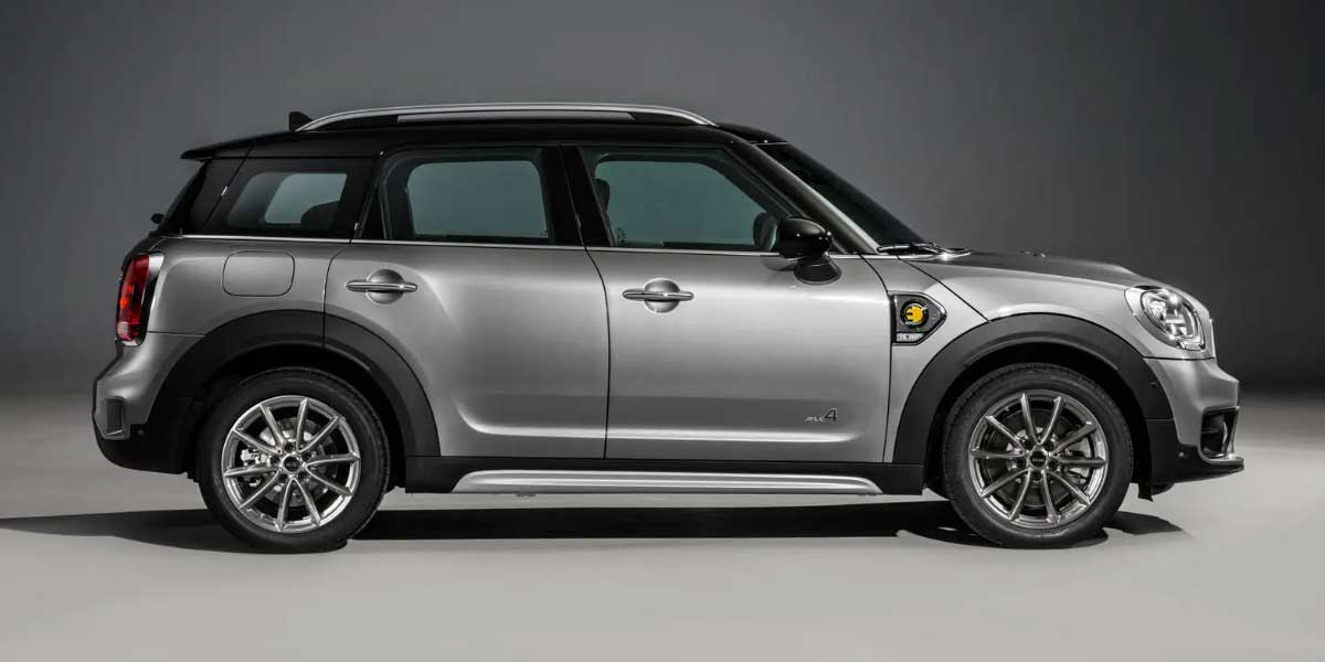 Mini Countryman SE ALL4 exterior