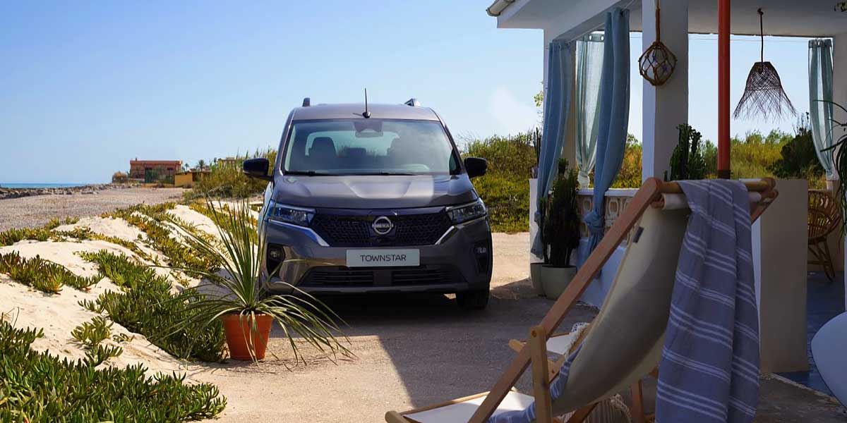 Nissan Townstar EV Passenger overview