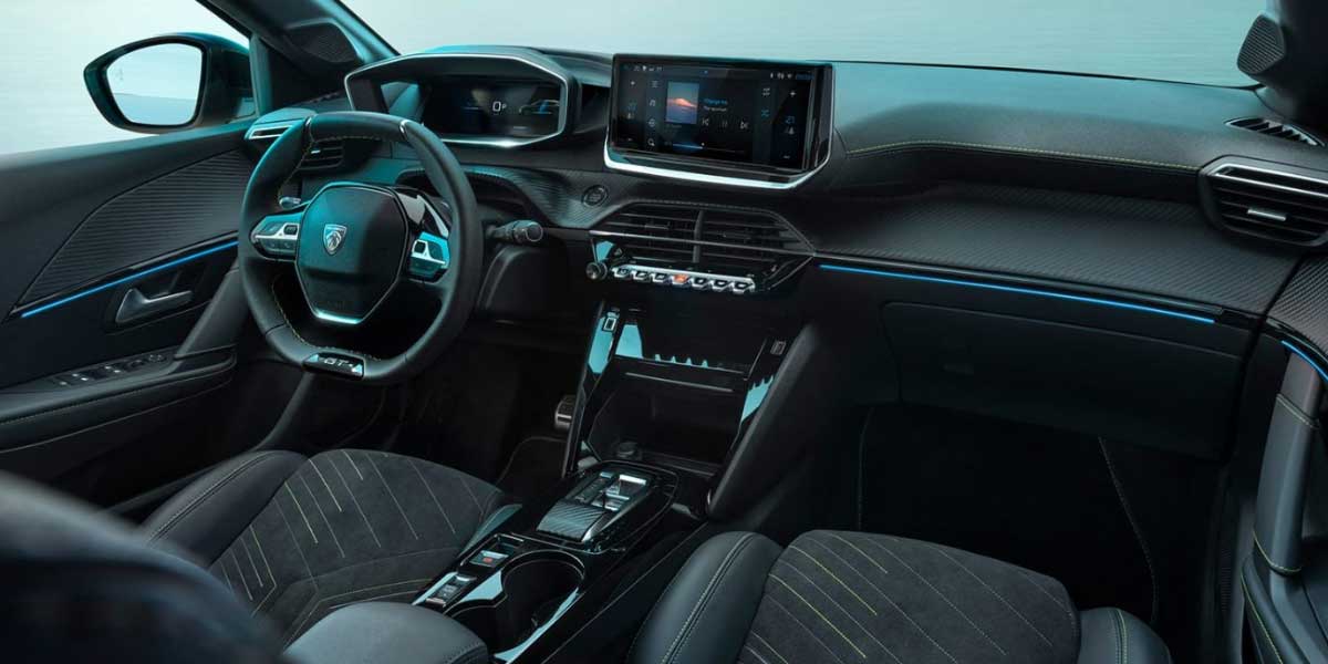 Peugeot e 208 51 kWh interior